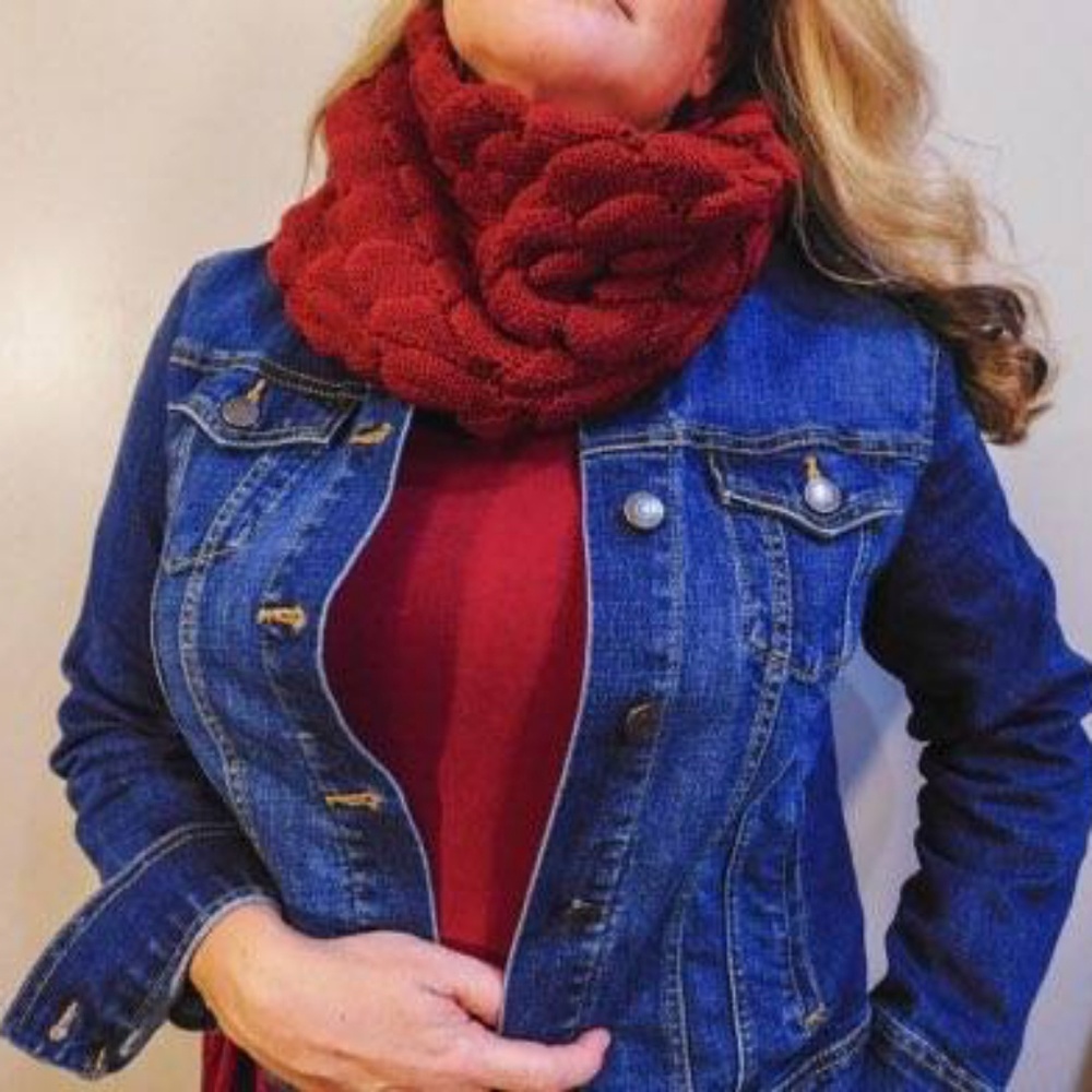 Scalloped Infinity Scarf